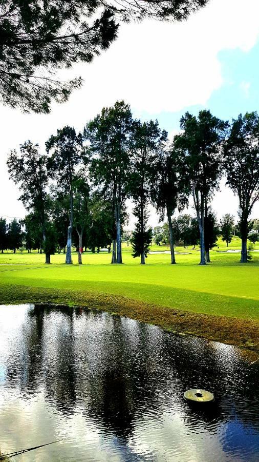 Apartamento Con Vistas Al Campo De Golf Y Piscina Apartment ฟูเอนฮิโรลา ภายนอก รูปภาพ