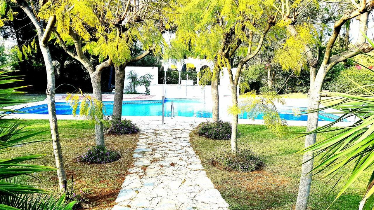 Apartamento Con Vistas Al Campo De Golf Y Piscina Apartment ฟูเอนฮิโรลา ภายนอก รูปภาพ